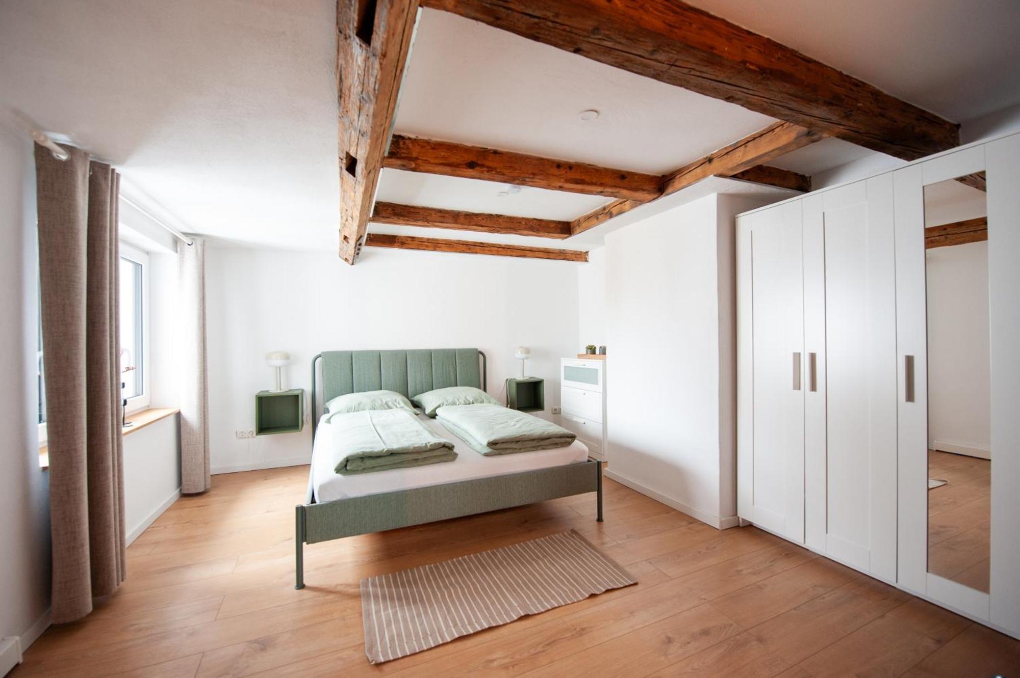 Schlossberg - Ferienwohnung Im Herzen Von Зелб Екстериор снимка