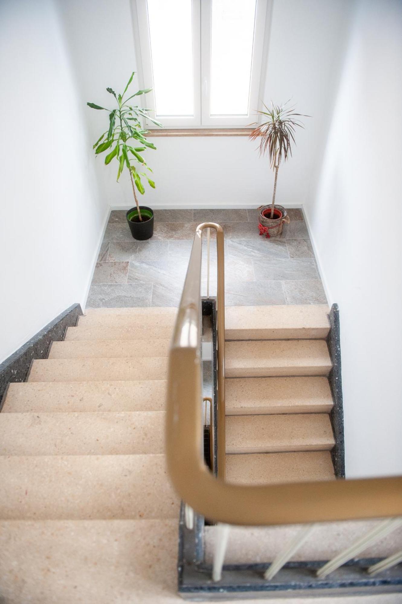 Schlossberg - Ferienwohnung Im Herzen Von Зелб Екстериор снимка